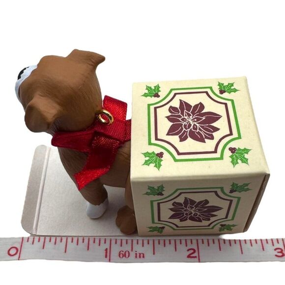 Hallmark Keepsake Ornament Puppy Love 2003 Boxer Dog In Gift Box Decoration - Picture 5 of 5